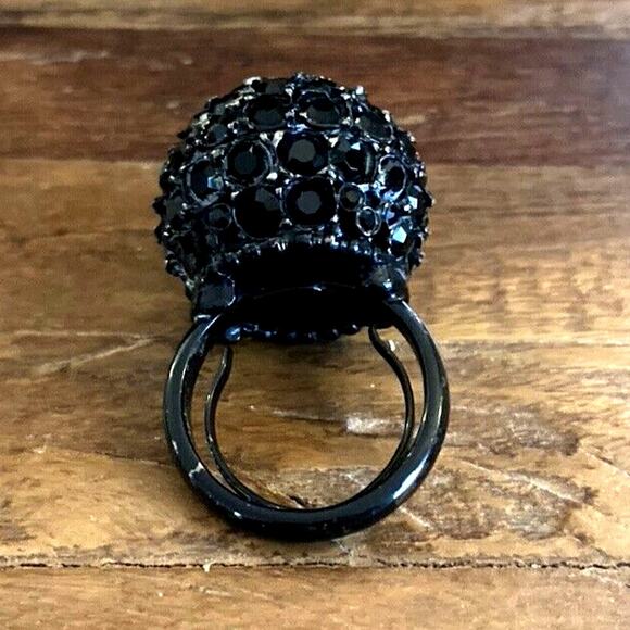 Vintage Black Disco Ball Ring made with Swarovski Crystals - Picture 4 of 7
